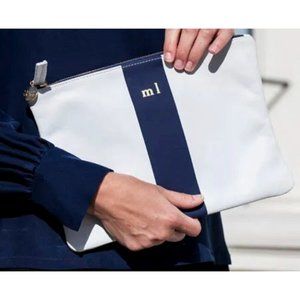 Clare Vivier Exclusively for GOOP Womens Leather White Navy Clutch Bag